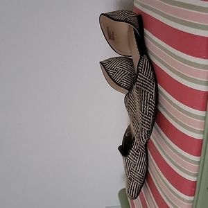 Restricted woven pointed toe flats